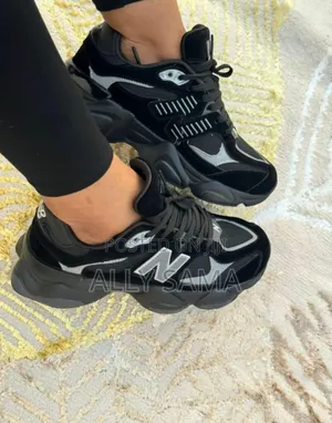 Women's Sneakers New Balance Material Leather Canvas
