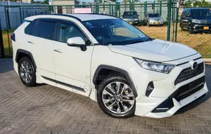 Toyota RAV4 2020 White