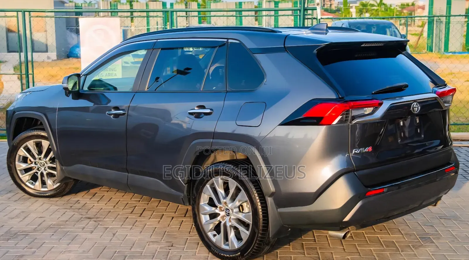 Toyota RAV4 2020 Gray