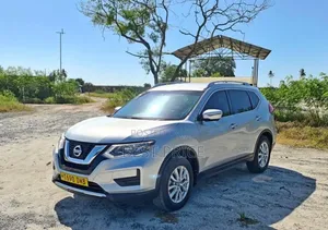 Nissan X-Trail 2019 Silver