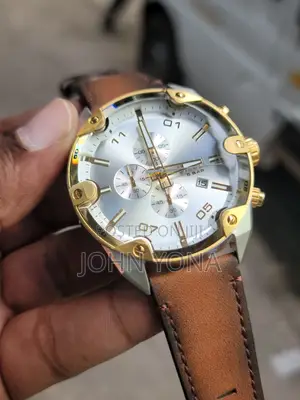 Diesel Spiked 49mm Chronograph Watch With a Brown Strap Model Dz4665.
