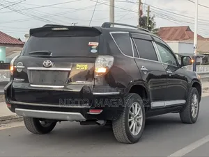 Toyota Vanguard 2008 Black