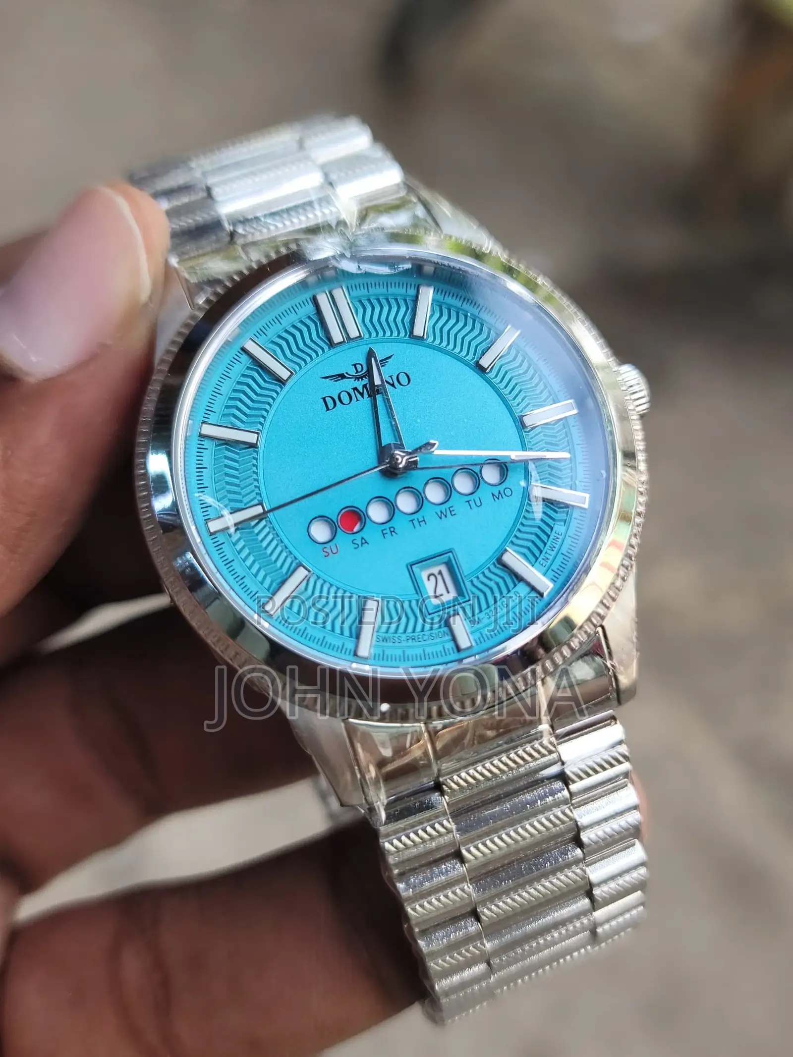 Domino Dm-32216 Men's Watch With a Turquoise Dial and Silver-Toned
