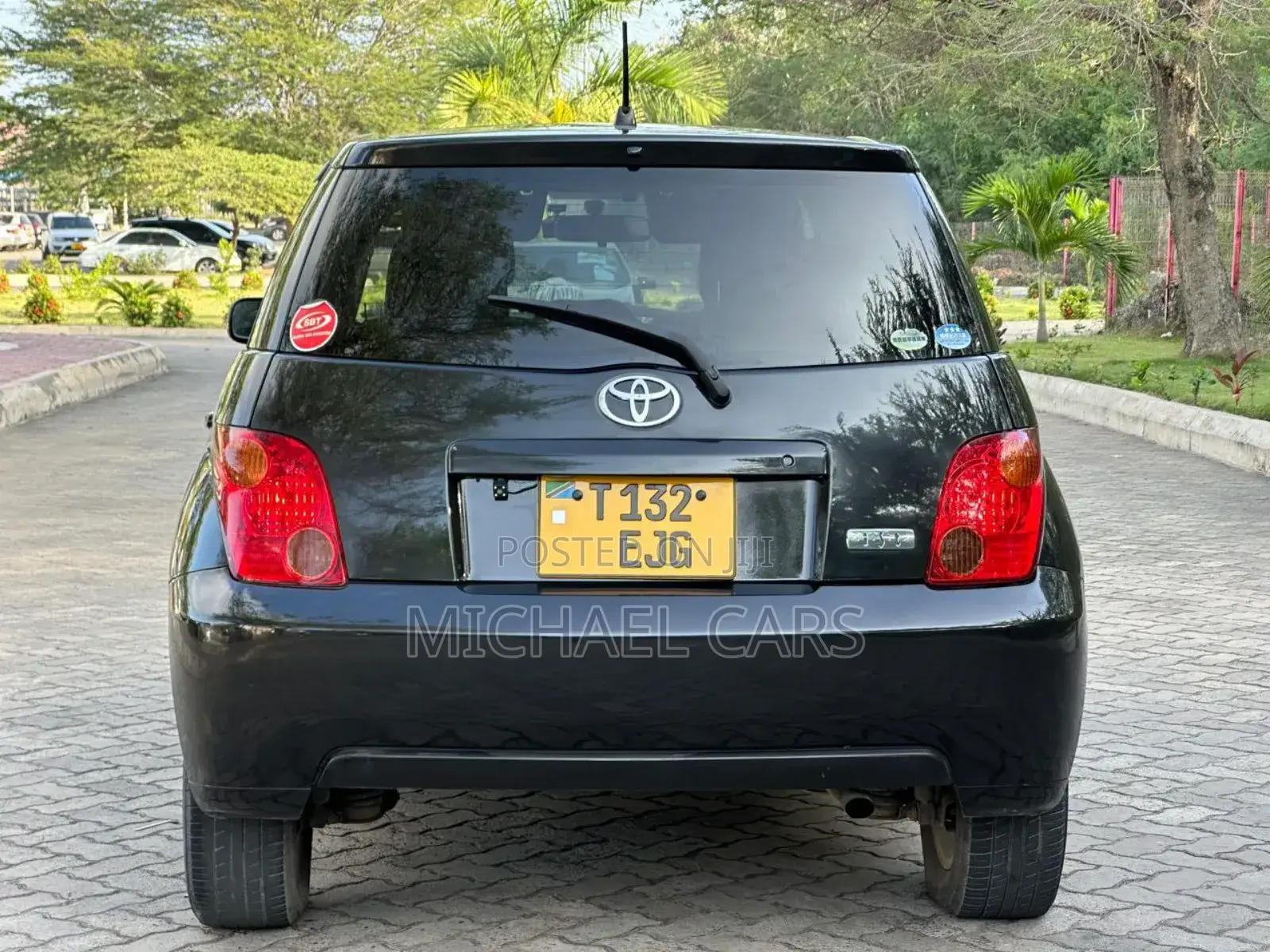 Toyota IST 2004 Black