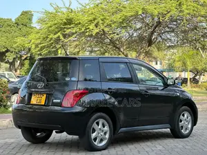Toyota IST 2004 Black