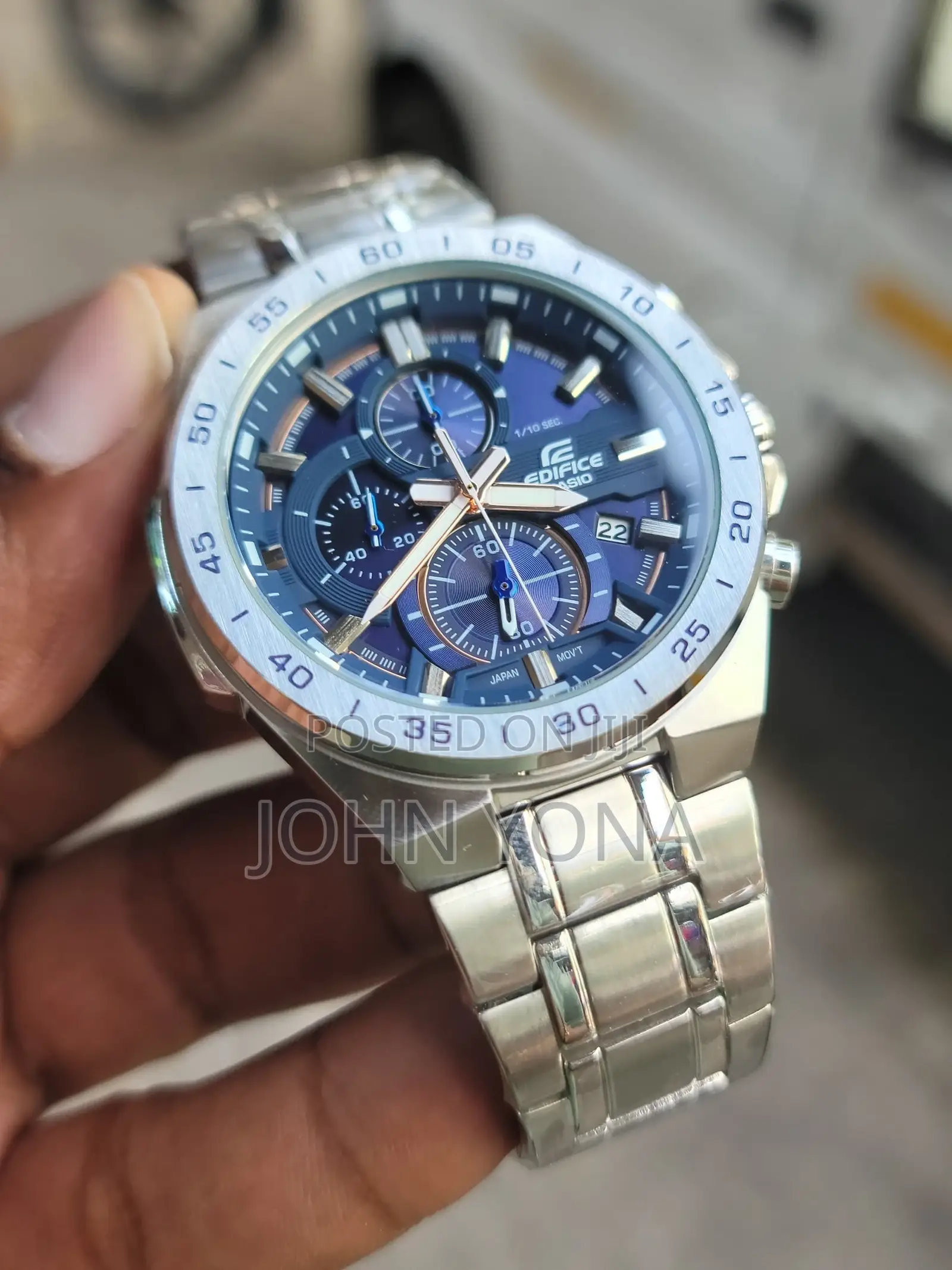 Casio Edifice Efr-564d-2av Chronograph Watch With a Blue Dial
