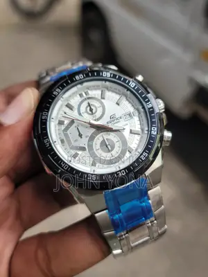 Casio Edifice Efr-539d Men's Analog Chronograph Watch.