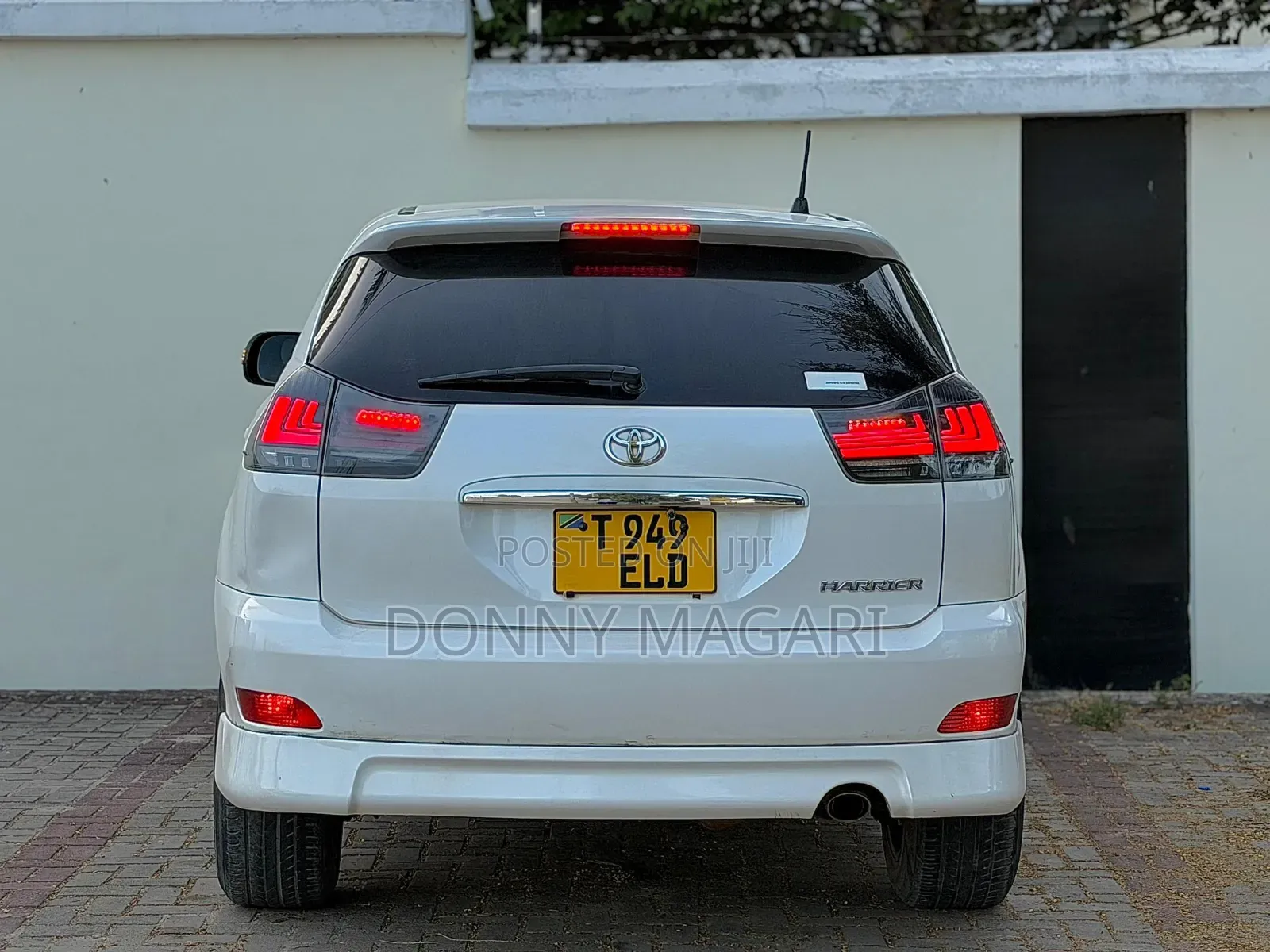 Toyota Harrier 2.4 2008 White