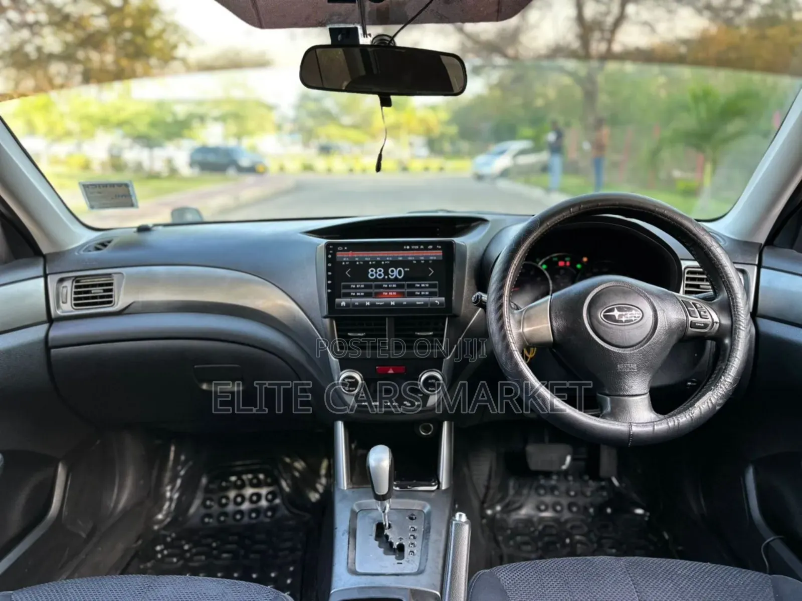 Subaru Forester 2011 Silver