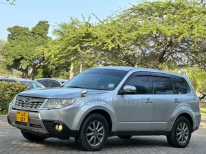 Subaru Forester 2011 Silver