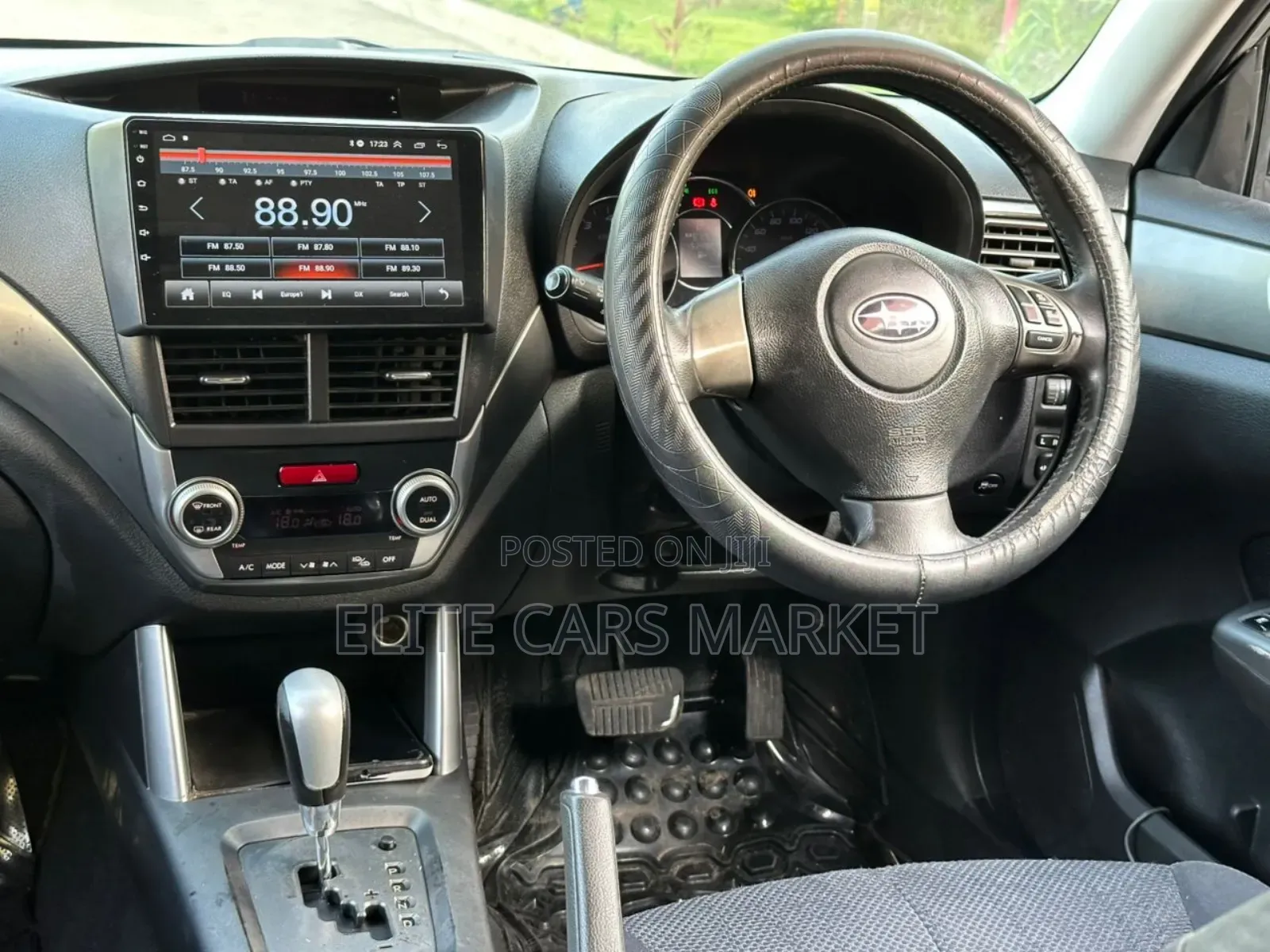 Subaru Forester 2011 Silver