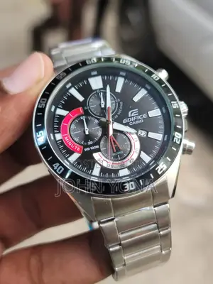 Casio Edifice Efv-620d-1a4vuef Chronograph Watch With a Black Dial