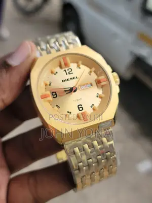 Diesel Scalped Men's Watch, Model Number Dz1585