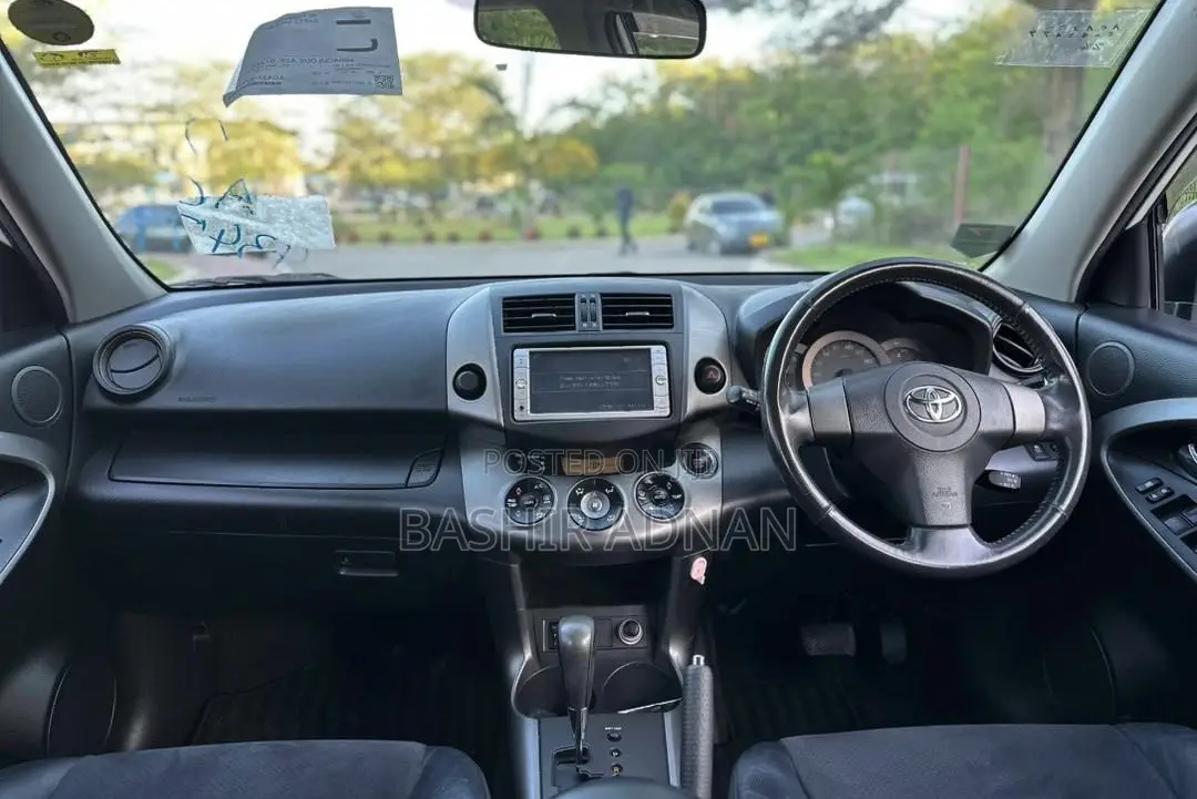 Toyota Vanguard 2009 Off white
