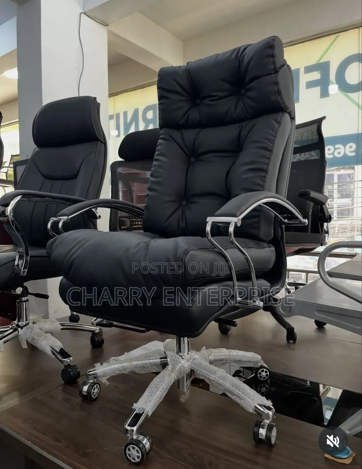 Executive Office Chair With High Back, Chrome Armrests and 5star Base