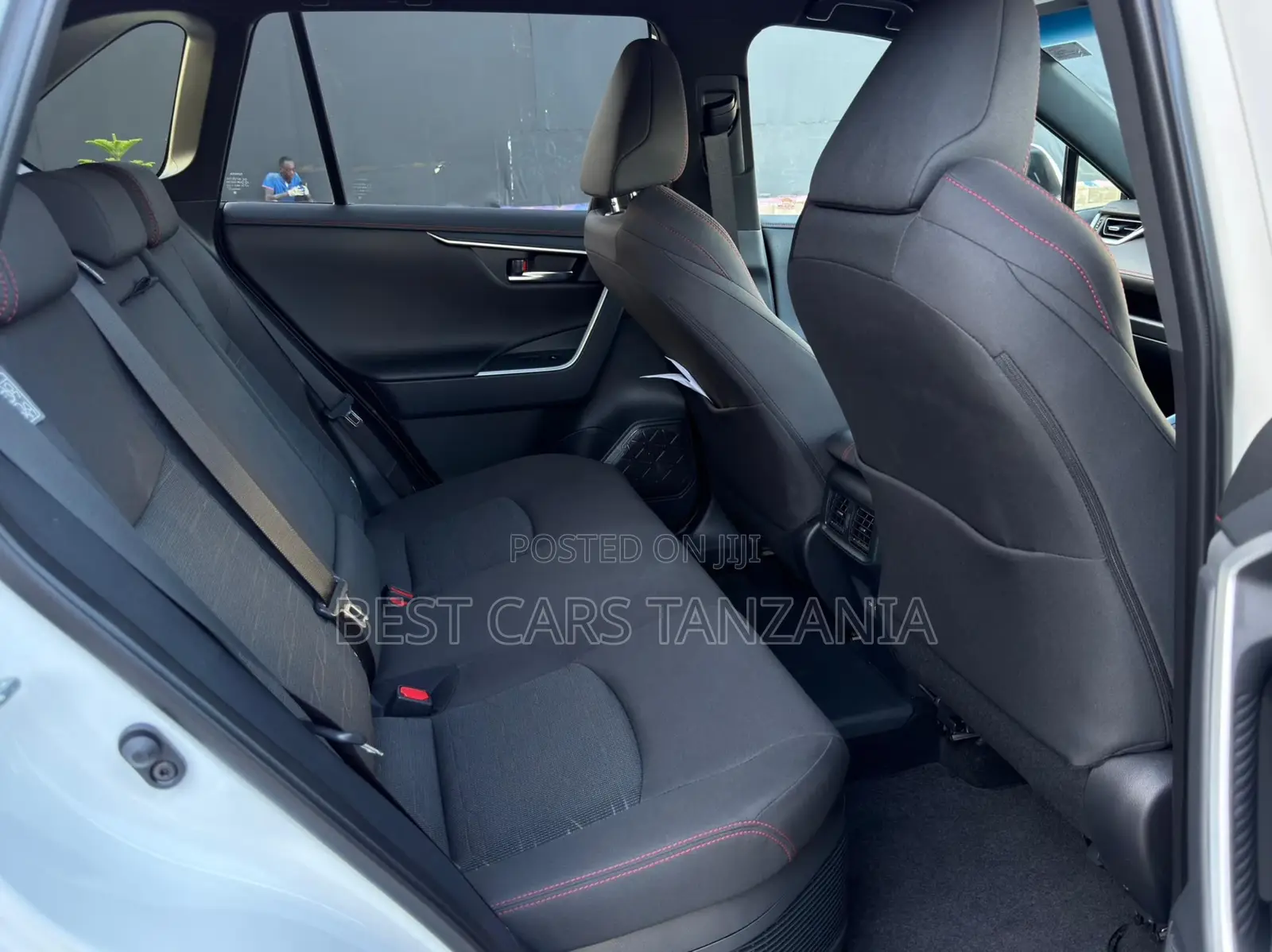 Toyota RAV4 2025 Pearl
