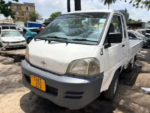 Toyota Townance 2002 White