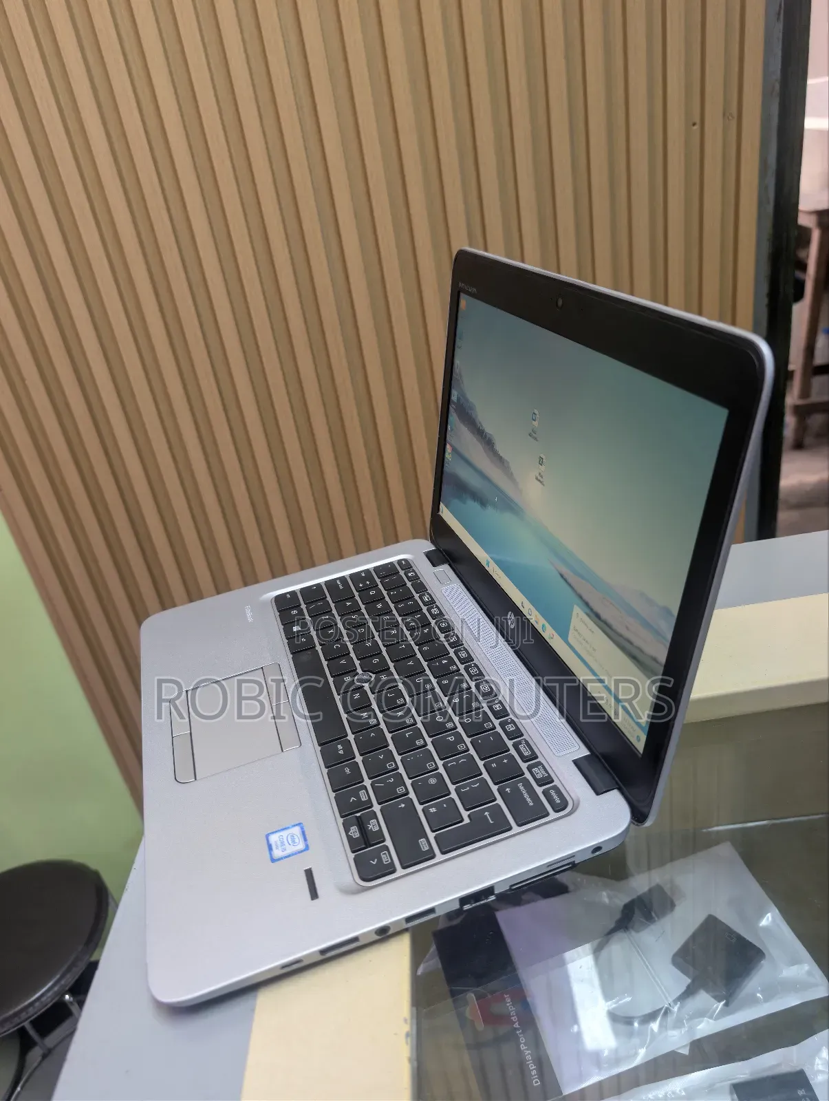Laptop HP EliteBook 820 G3 8GB Intel Core I5 SSD 256GB