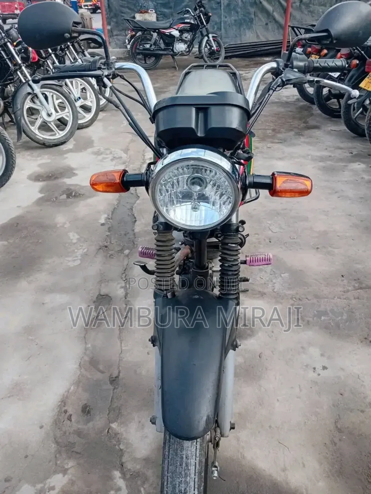 Honda CB 2024 Red