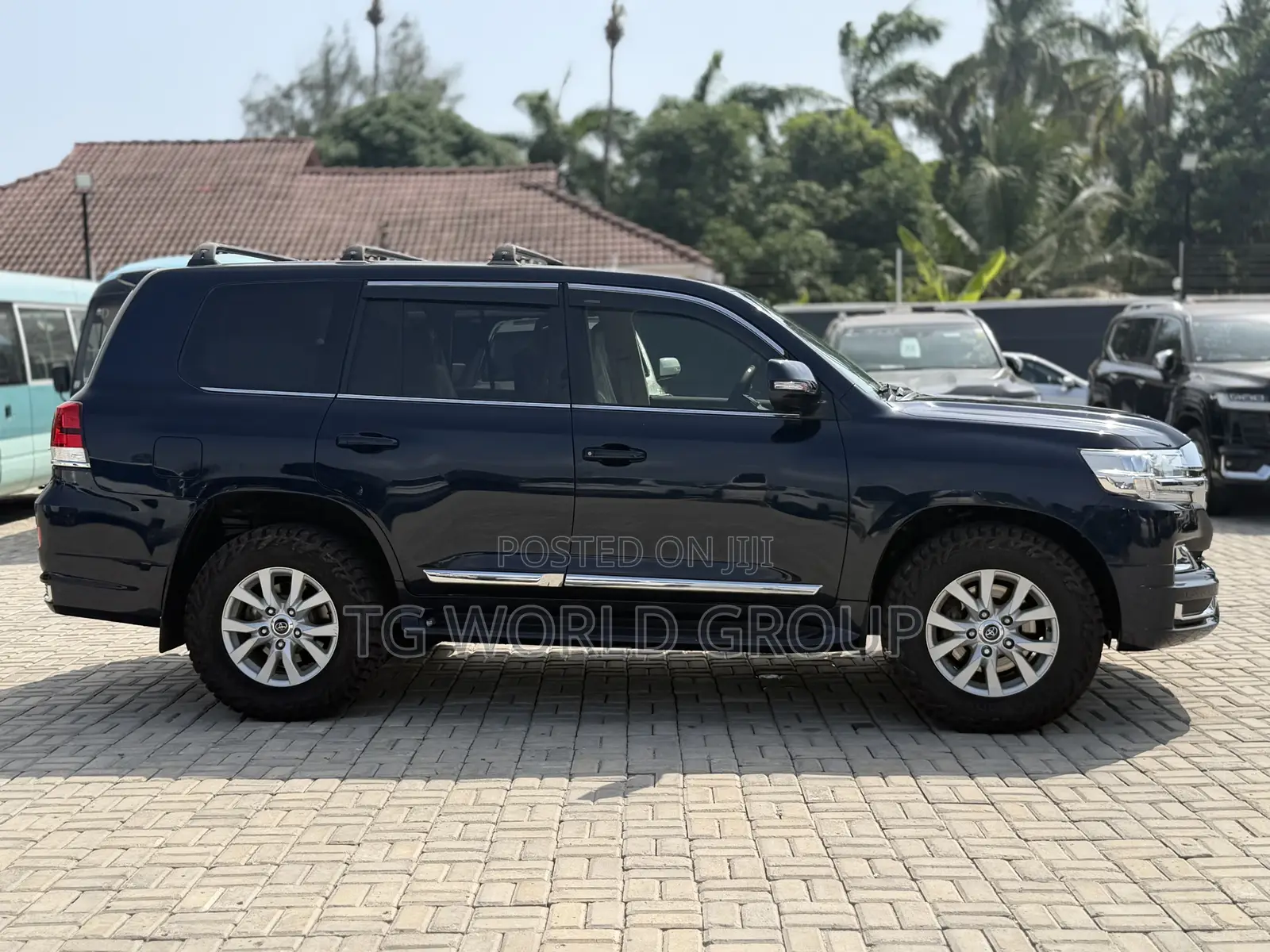 Toyota Land Cruiser 2019 Blue