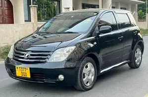 Toyota IST 2006 Black