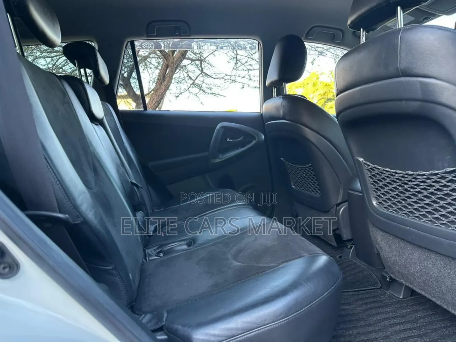 Toyota Vanguard 2009 White