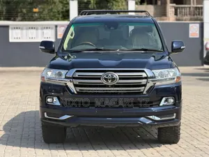Toyota Land Cruiser 2019 Blue