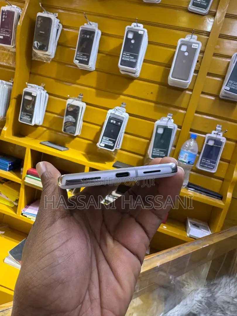 Google Pixel 7 Pro 128 GB White