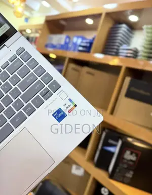 Laptop HP Envy 14 8GB Intel Core I5 SSD 512GB