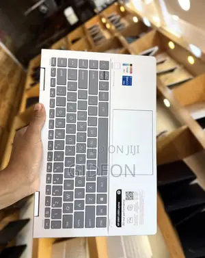 Laptop HP Envy 14 8GB Intel Core I5 SSD 512GB