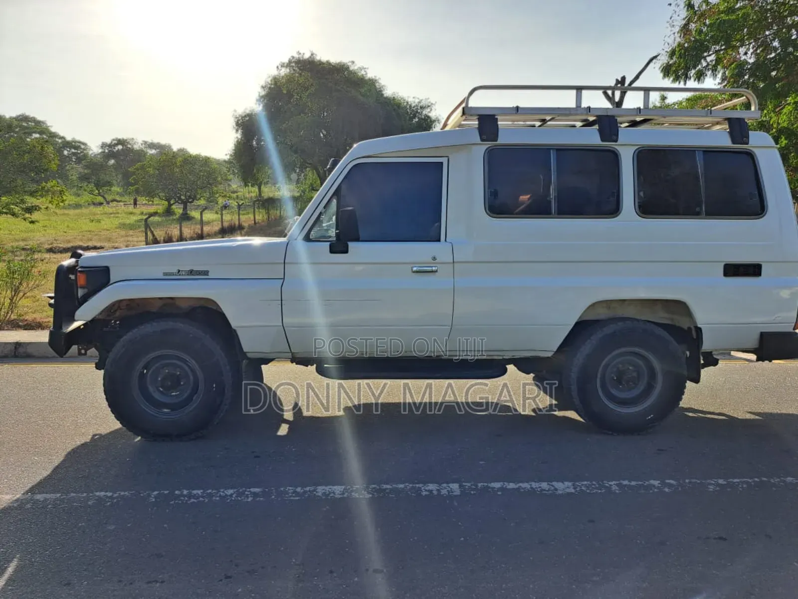Toyota Land Cruiser 2010 White