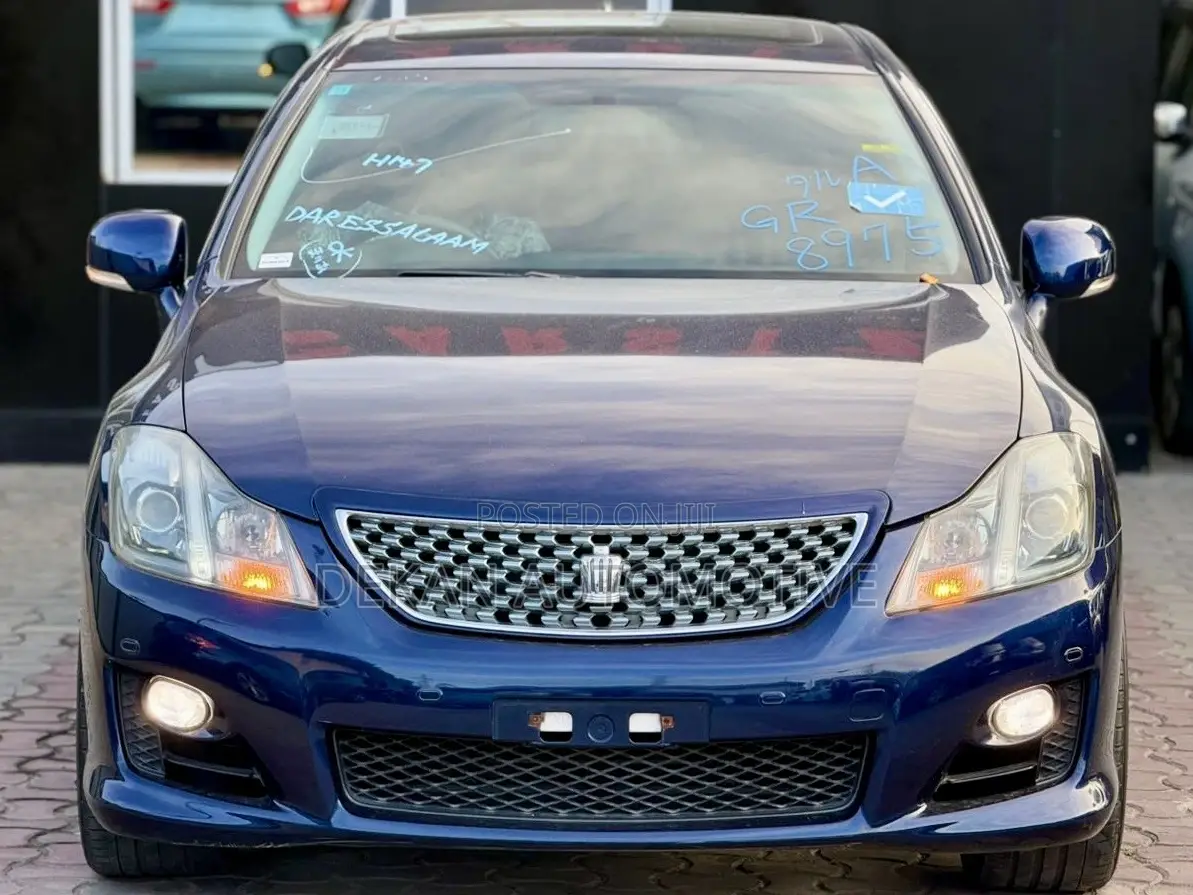 Toyota Crown 2009 Blue