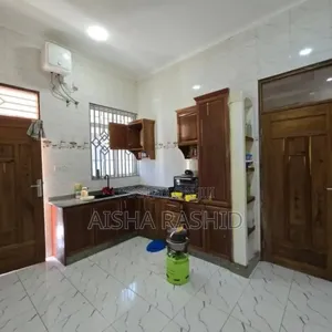 4bdrm House in Goba for sale