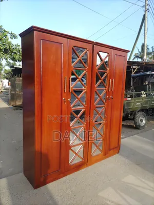 Kabati La Nguo Milango Mi Nne