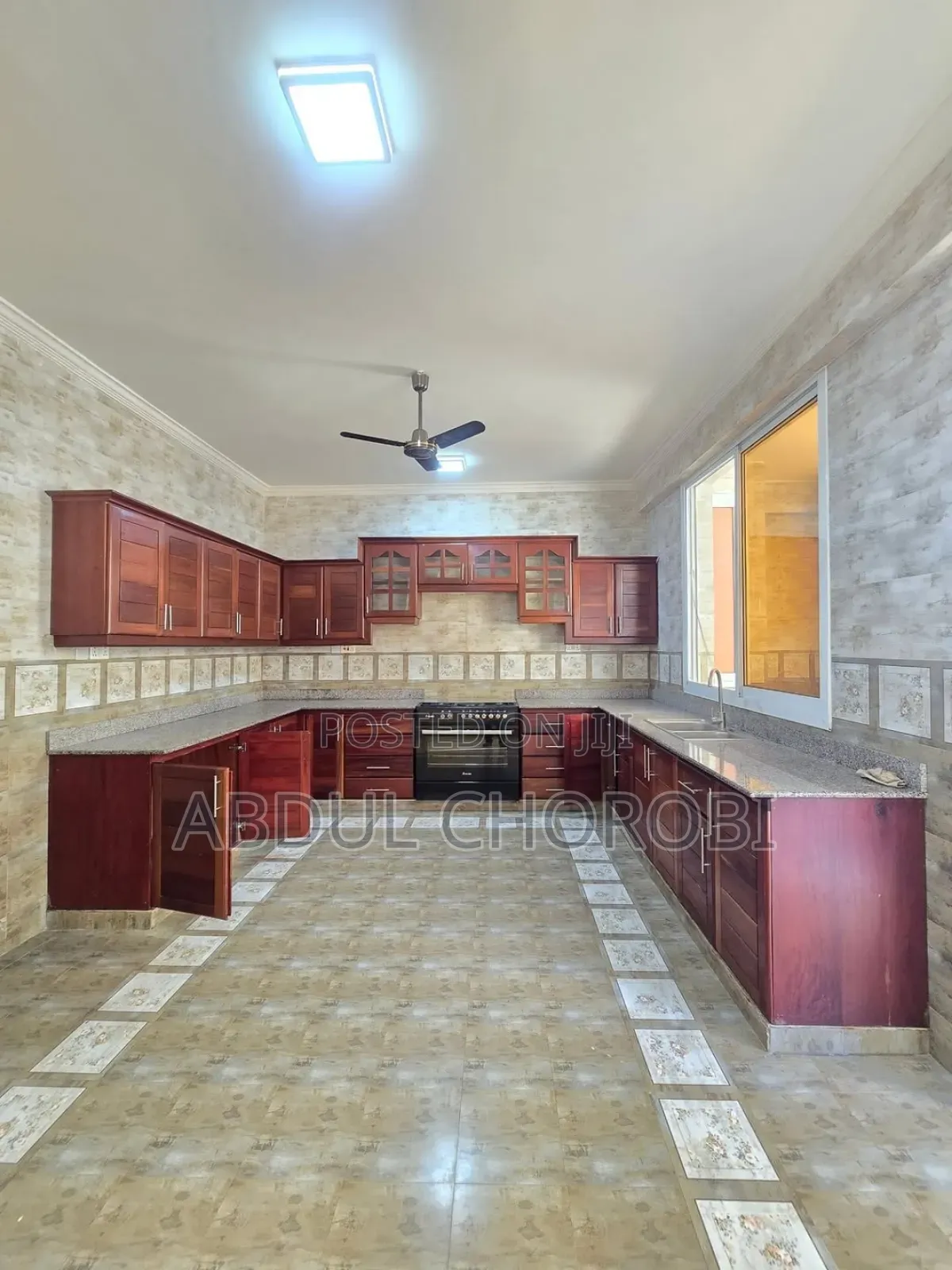 3bdrm Apartment in Upanga West for rent