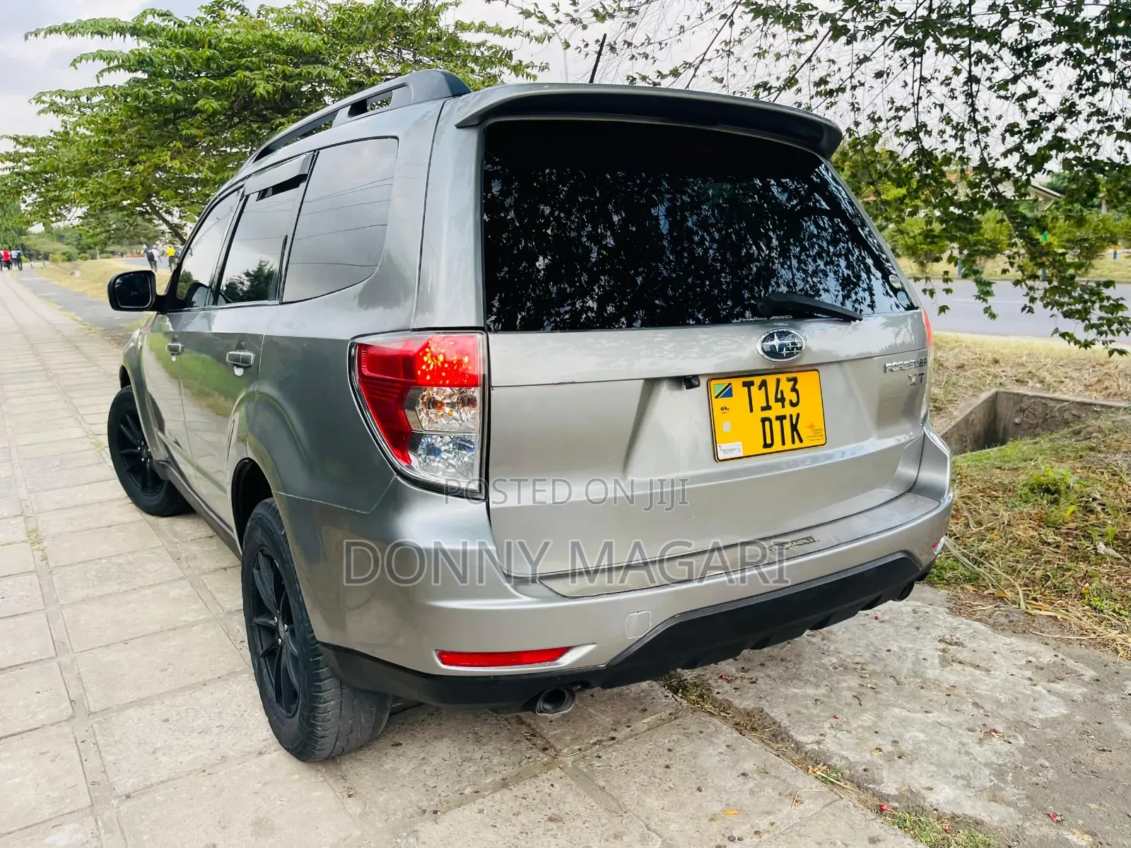 Subaru Forester 2011 Silver