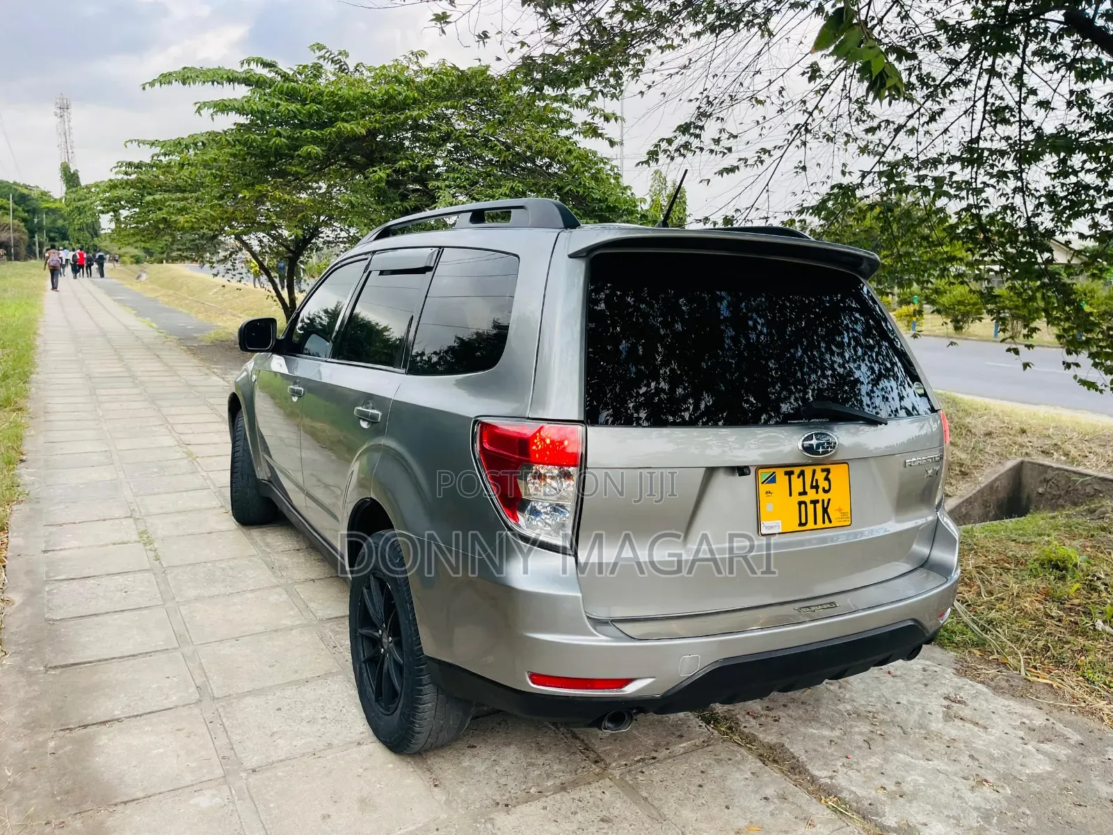 Subaru Forester 2011 Silver