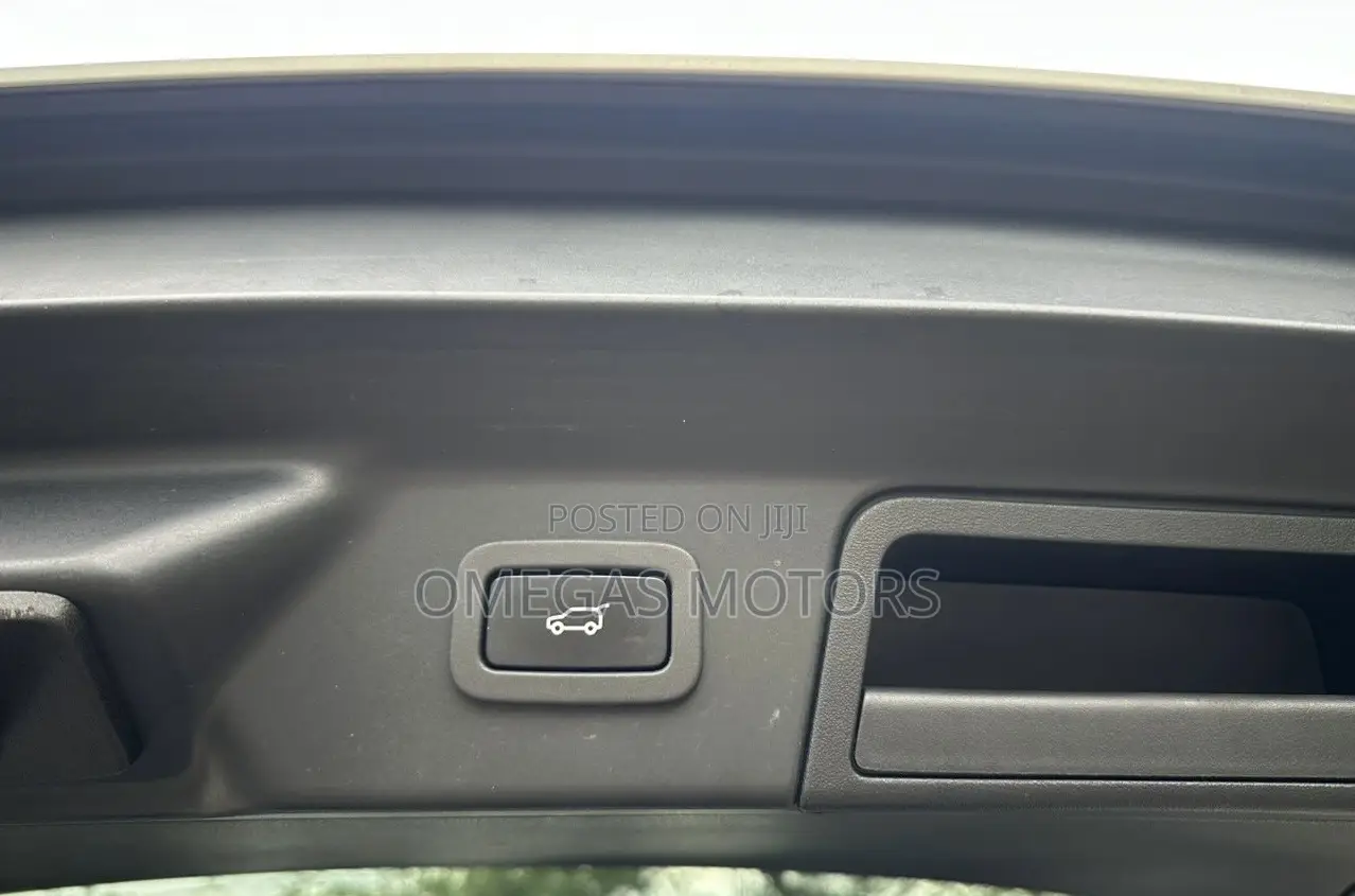 Land Rover Range Rover Velar 2018 White