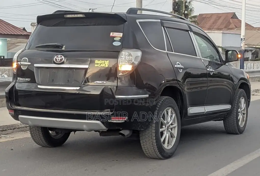 Toyota Vanguard 2008 Black