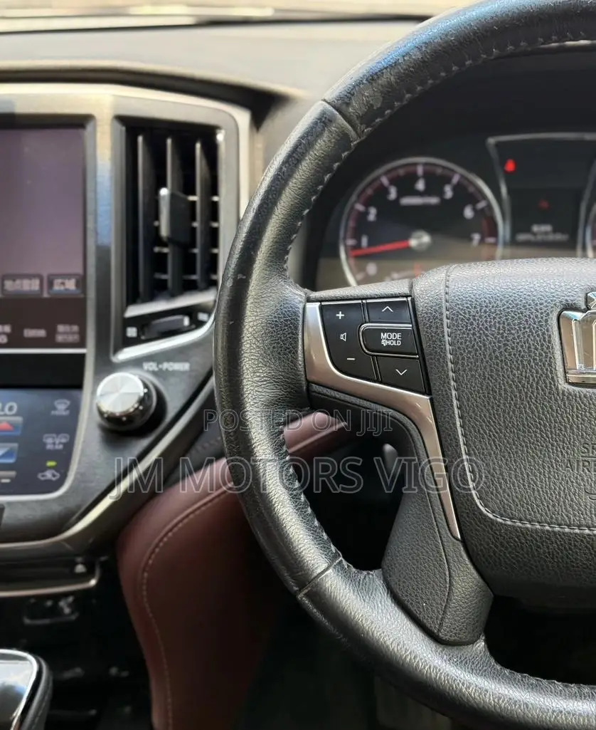 Toyota Crown 2014 Silver