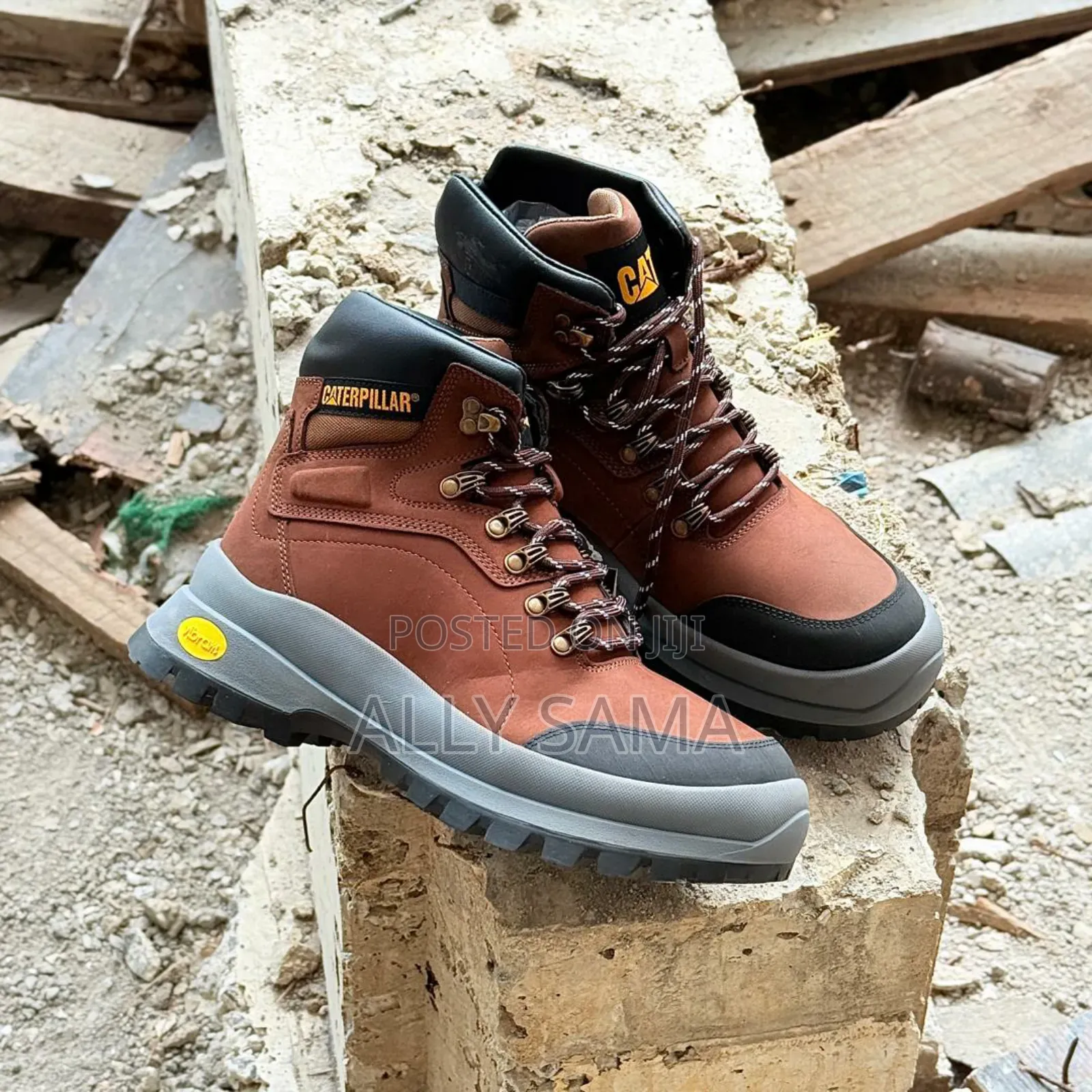 Men's Caterpillar Boots Material Leather