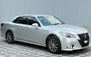 Toyota Crown 2014 Silver