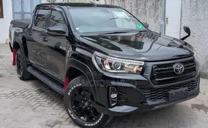 Toyota Hilux 2019 Black