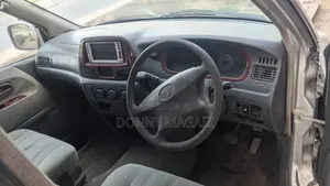 Toyota Noah 2.0 AWD (8 Seater) 2001 Silver