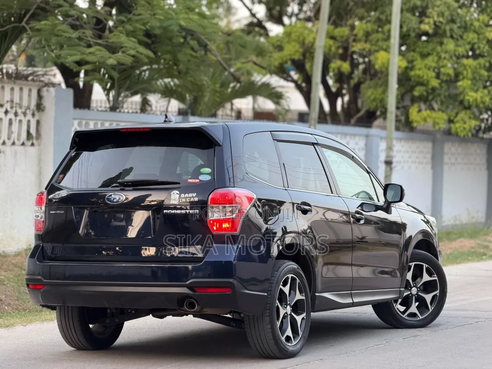 Subaru Forester 2.0XT Premium 4dr SUV AWD (2.0L 4cyl Turbo CVT) 2014 Black