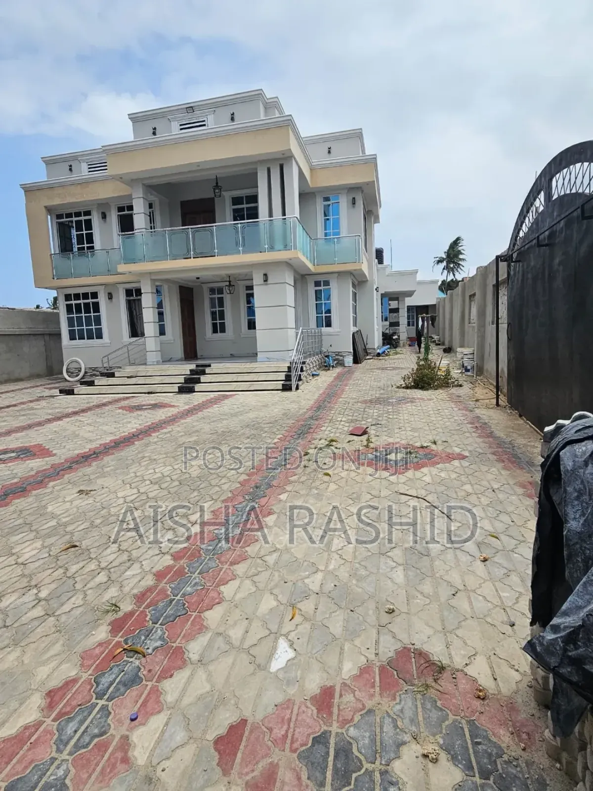 4bdrm House in Mbweni for sale