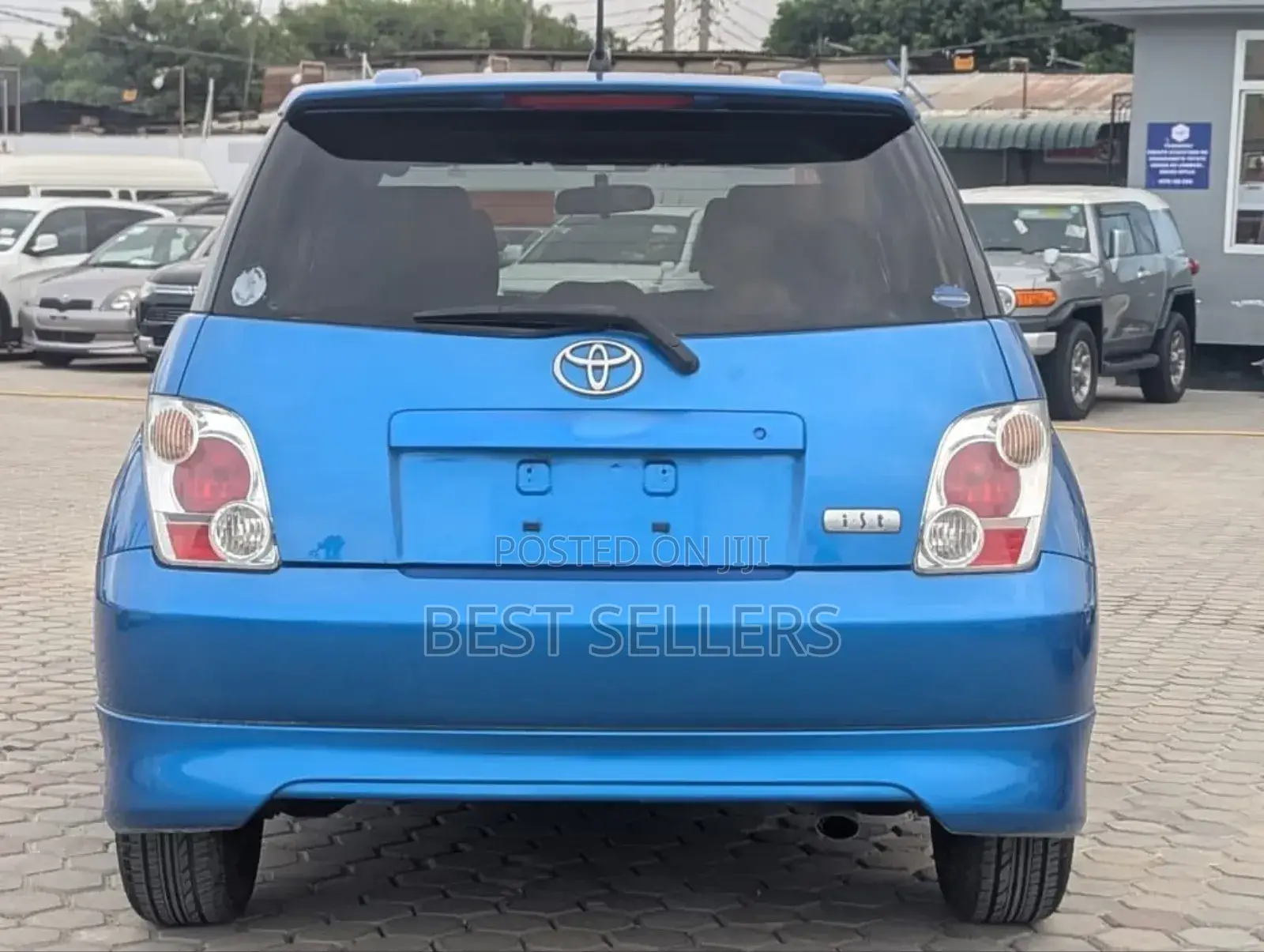 Toyota IST 2005 Blue