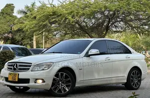 Mercedes-Benz C-Class 2008 Pearl