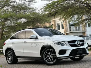 Mercedes-Benz GLE-Class 2016 White