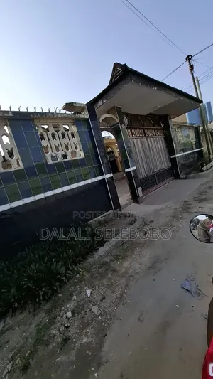 5bdrm Bungalow in Sinza for sale